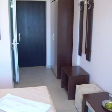 Raul Hotel 3*